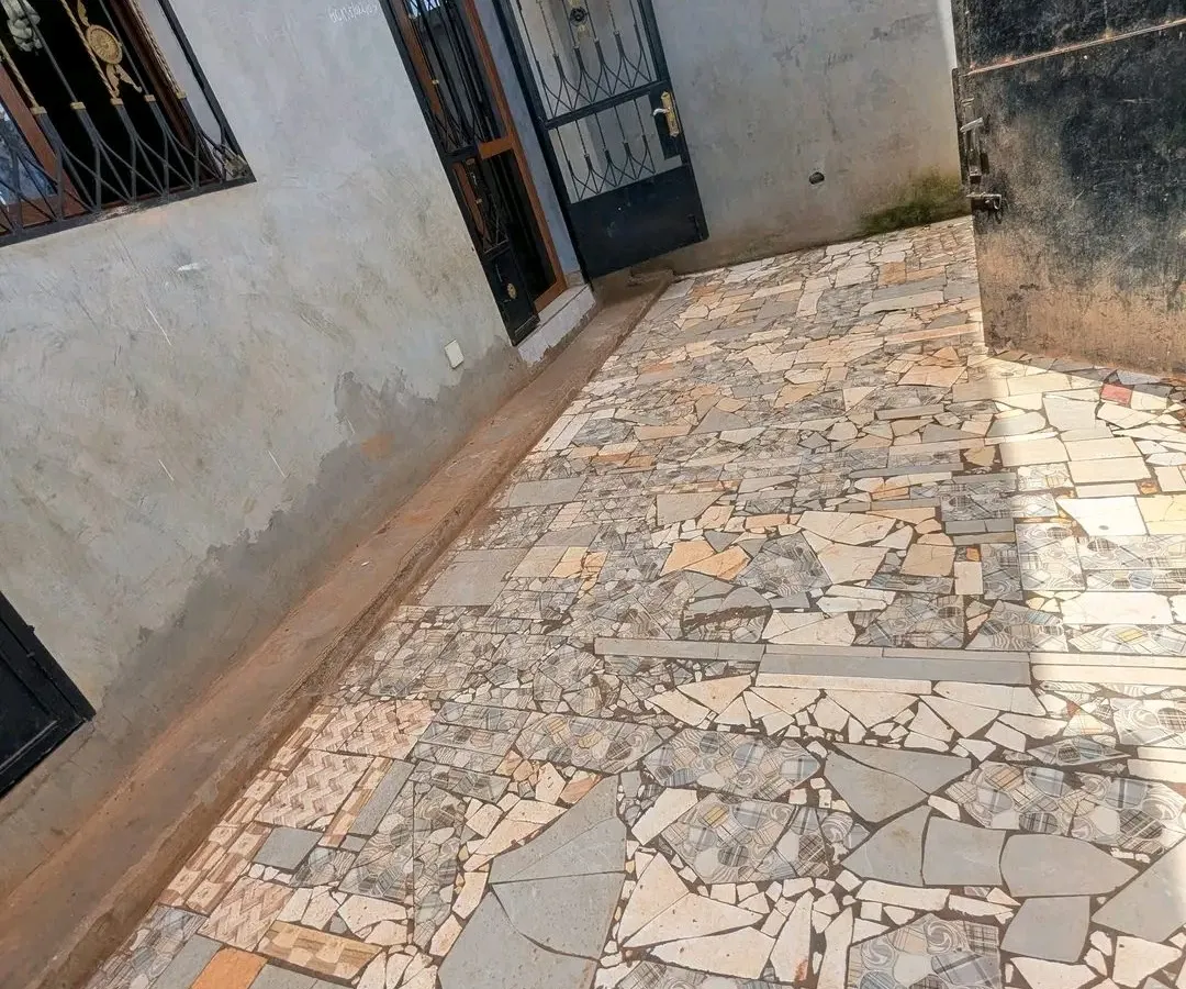 Appartement 2 chambres à louer à Mimboman Opep