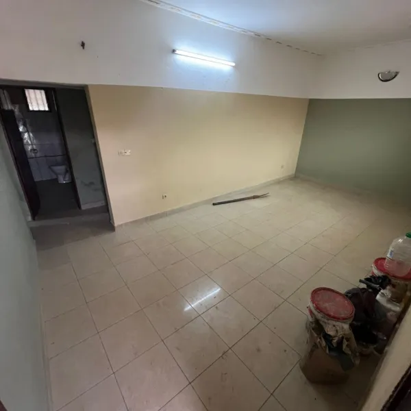 Appartement individuel 2 chambres à louer à Ngousso