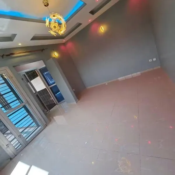 Appartement moderne 2 chambres à louer à Ngousso VIP