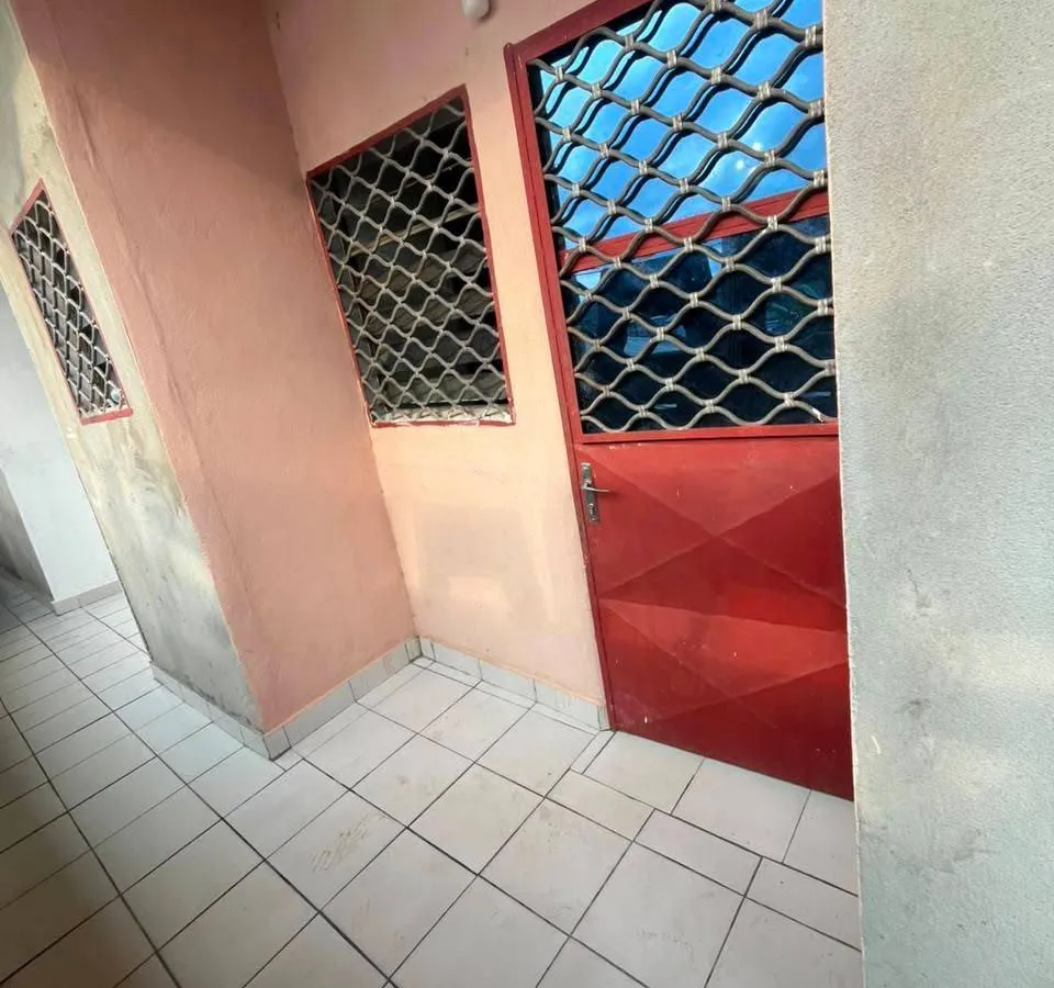 Studio moderne à louer à PK12