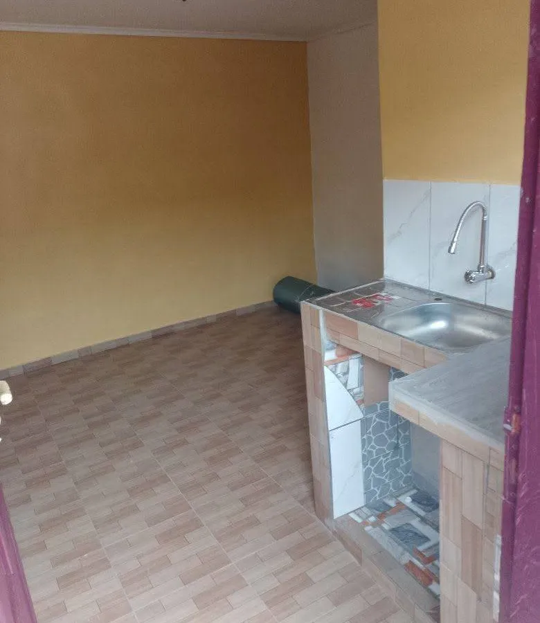Chambre moderne à louer Nkolmesseng