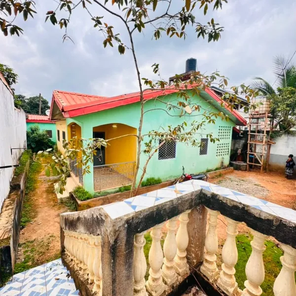 Villa 3 chambres à louer 150k à Ahala Barrière