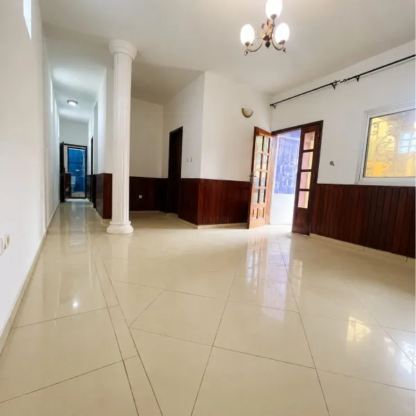 Appartement 2 chambres avec 3 balcons à louer à Damas Ebom