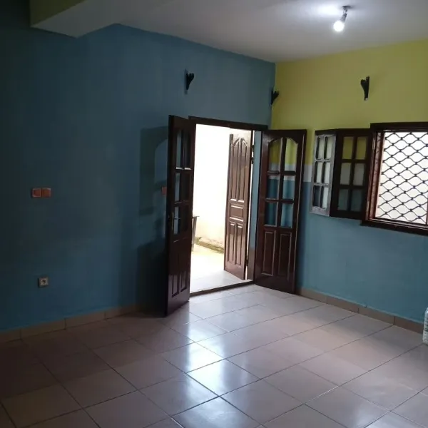 Appartement 2 chambres à louer à Mimboman Opep