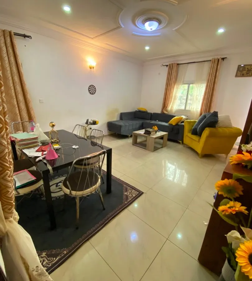 Appartement 2 chambres à louer à Nkolbisson