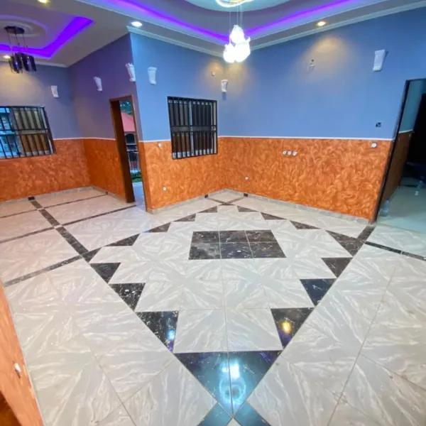 Appartement moderne 2 chambres à louer à Carrefour Tsimi