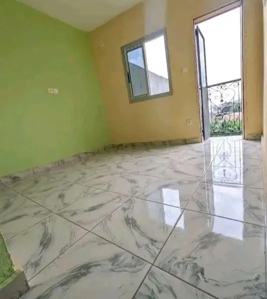 Chambre moderne neuve à louer à Dakar