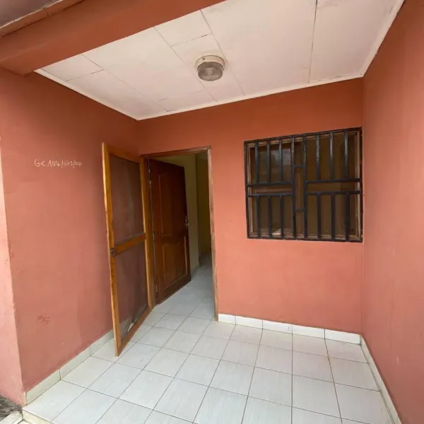 Studio moderne à louer à Ngousso Fabrique