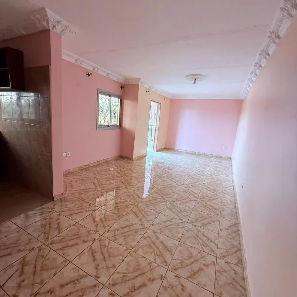 Appartement 2 chambres avec balcon à louer à Fougerolles