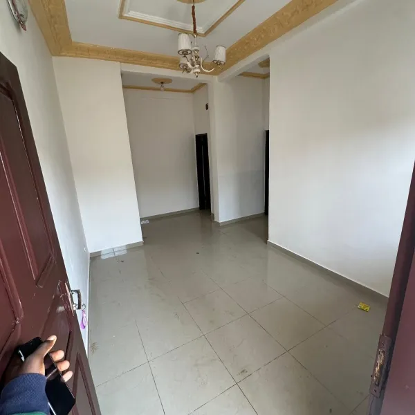Studio moderne à louer à Kotto Bangue