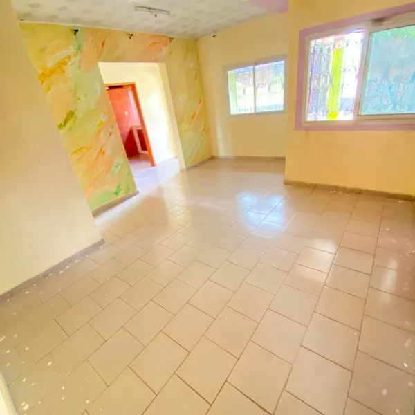 Appartement 2 chambres à louer à Oyomabang
