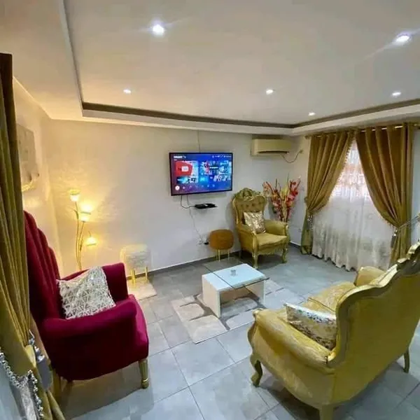 Appartement meublé haut standing a louer à Bastos