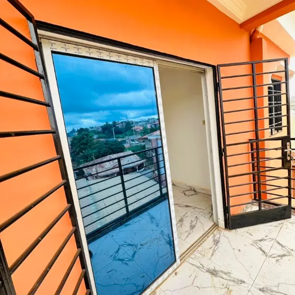 Studio moderne à louer à Damas