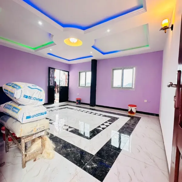 Appartement 3 chambres à louer à Shell Nsimeyong