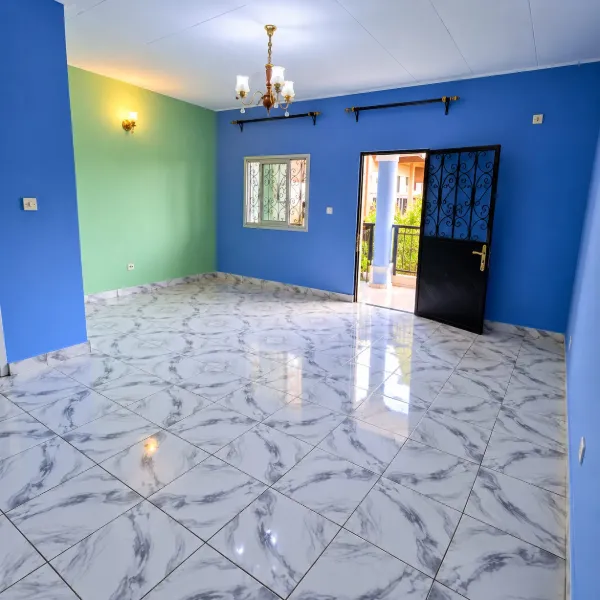 Studio moderne à louer à Tsinga Village