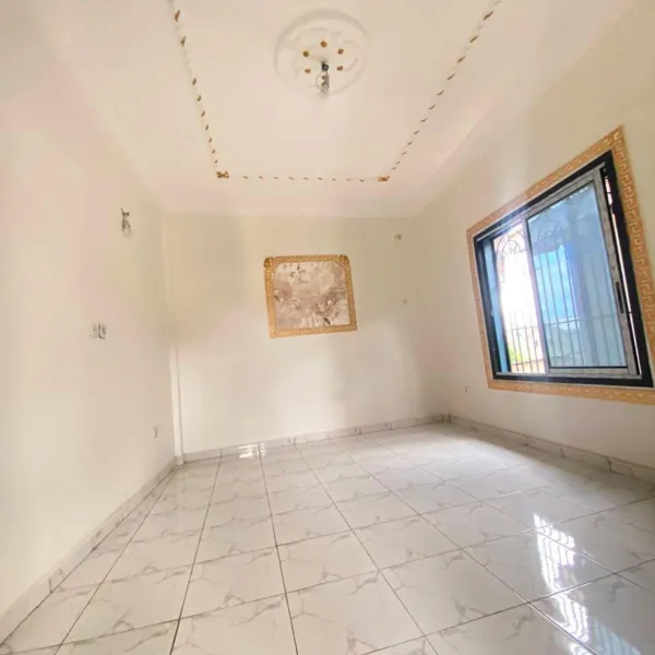 Appartement moderne 2 chambres à louer à Bépanda Axe Lourd
