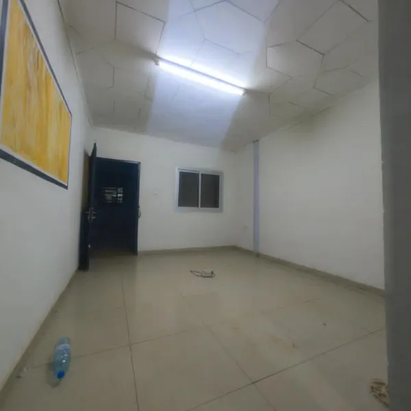 Studio moderne à louer à Ahala Nosa