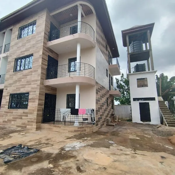 Appartement haut standing 2 chambres à louer à Nkoabang