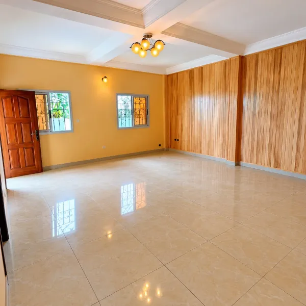 Appartement neuf 2 chambres à louer à Nkolfoulou