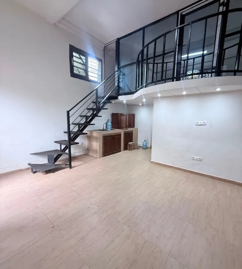 Duplex moderne 2 chambres à louer à Tsinga Village