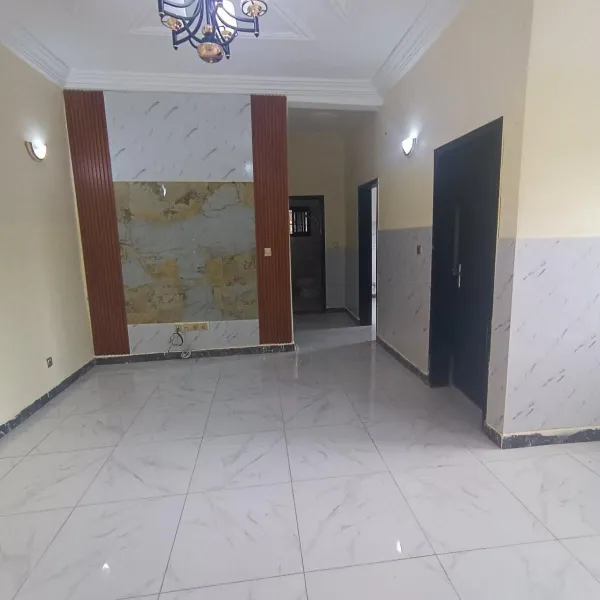 Appartement moderne 2 chambres à louer à Biyem-Assi Jouvence