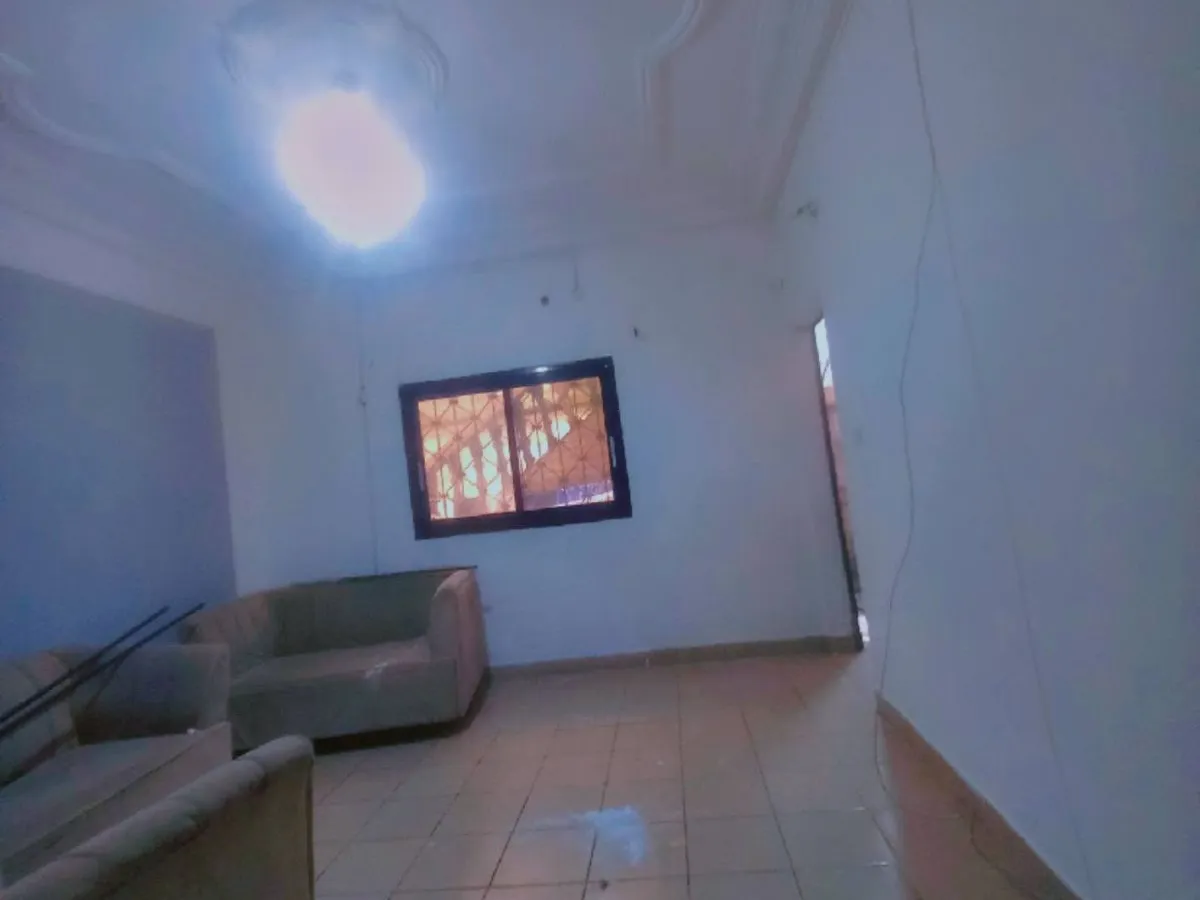 Appartement staffé 2 chambres à louer à Makepe