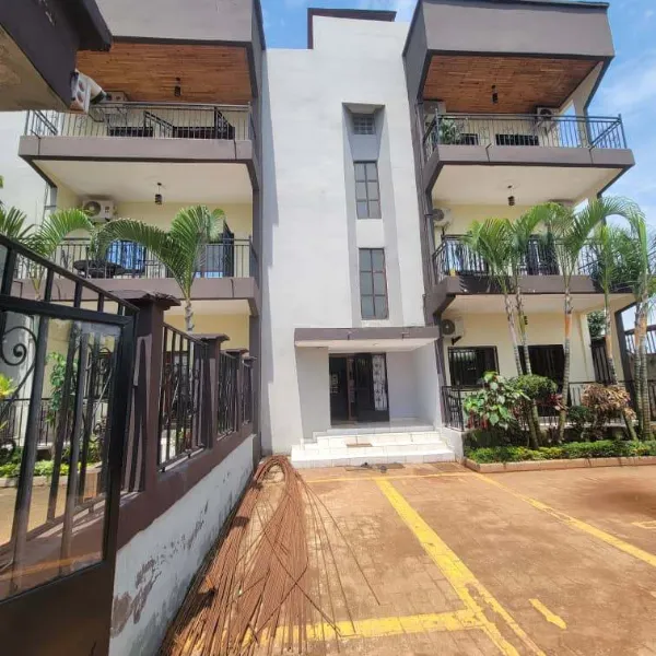 Appartement haut standing 3 chambres à louer à Emana