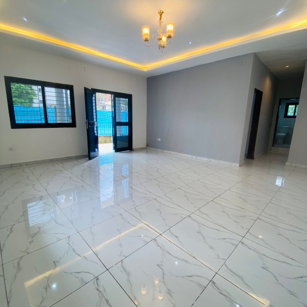Appartement 2 chambres avec vérandas à louer à Logpom