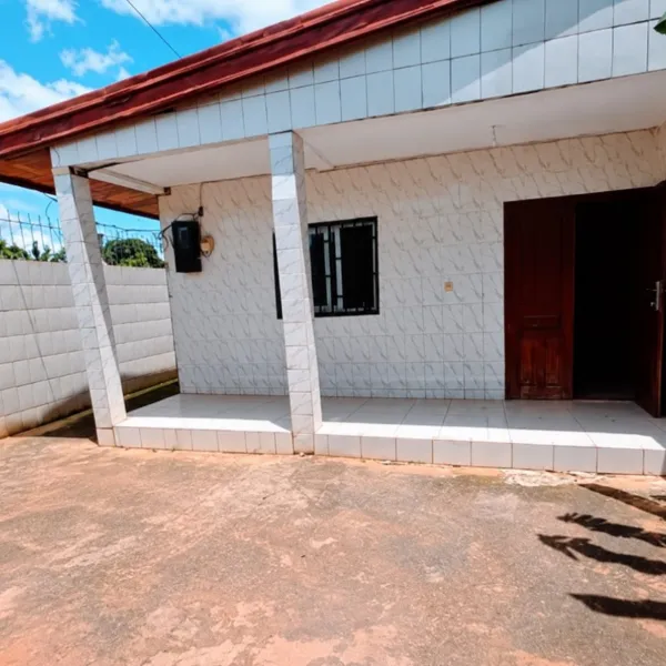 Maison individuelle 3 chambres à louer à Tsinga Village