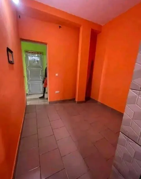Chambre à louer à Ndogbong