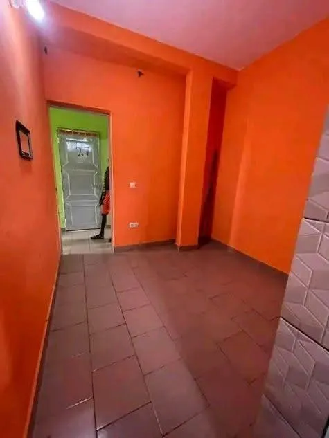 Chambre à louer à Ndogbong
