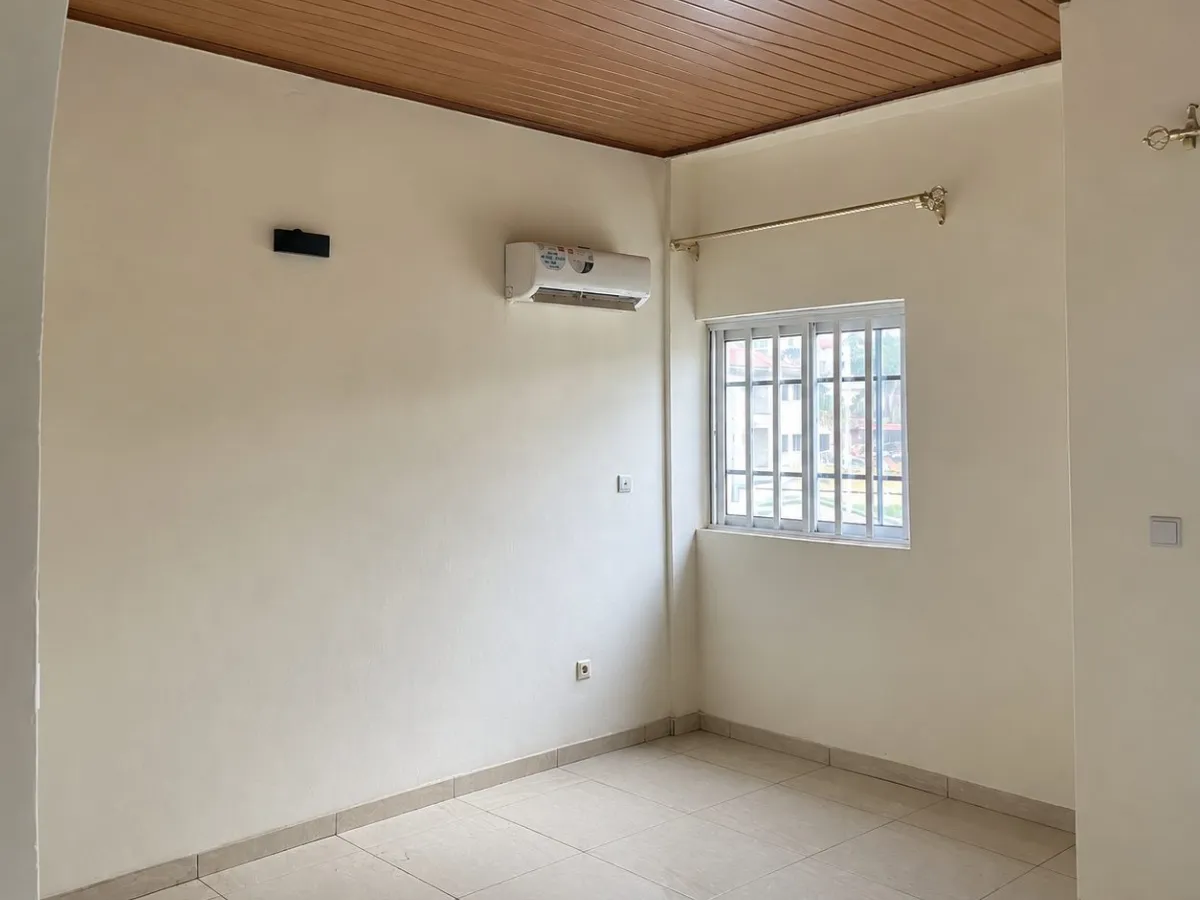 Appartement 2 chambres à louer à Mobile Essos