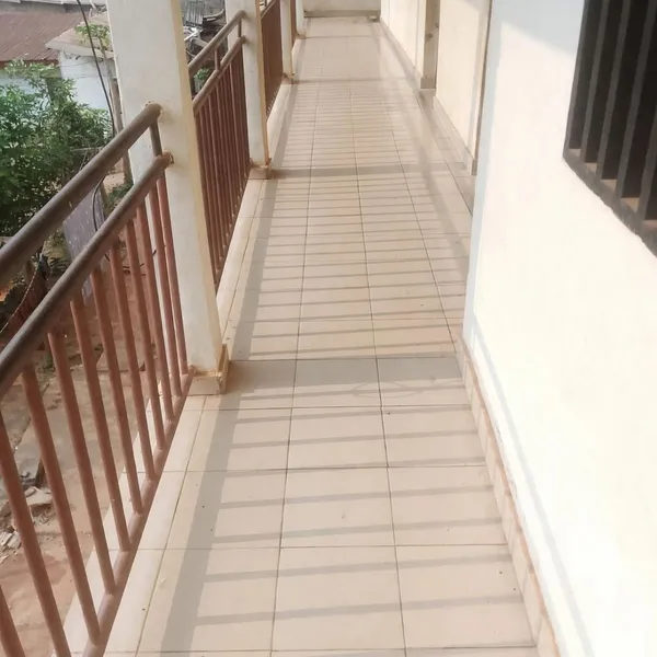 Appartement moderne à louer à nkoabang carrefour