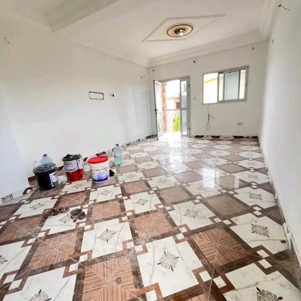 Appartement 2 chambres à louer à Logbessou