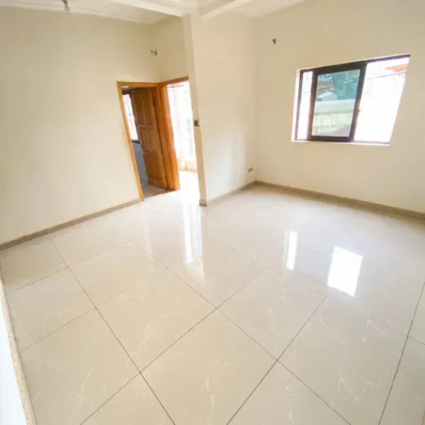 Studio moderne à louer à Mvog-Betsi Centre des Handicapés