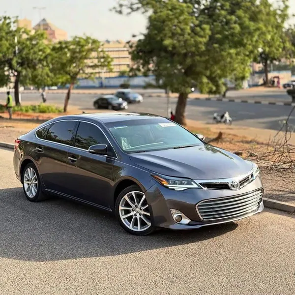 Toyota Avalon XLE 2014 à vendre à Douala