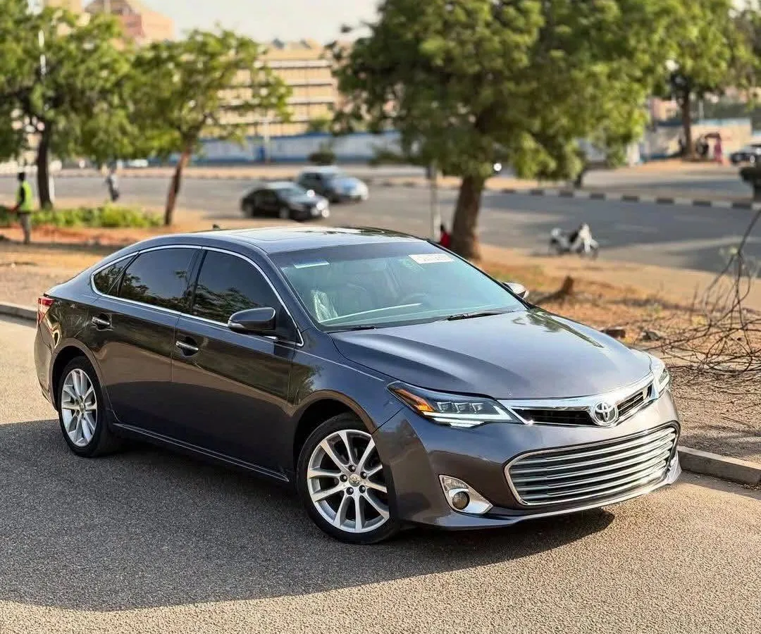 Toyota Avalon XLE 2014 à vendre à Douala