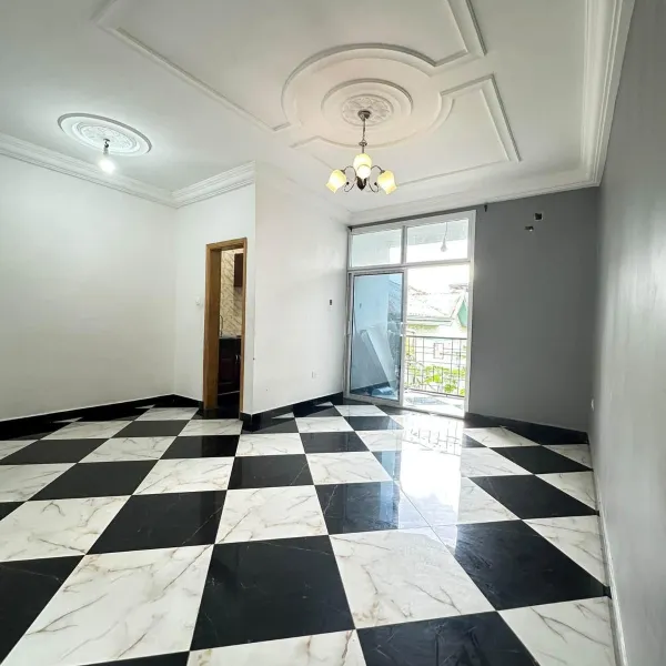 Studios modernes avec balcon à louer à Yassa