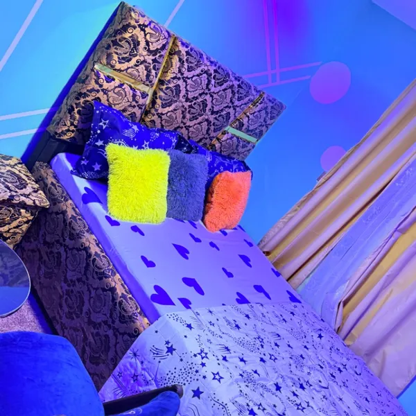 Chambre meublé situé au carrefour tkc