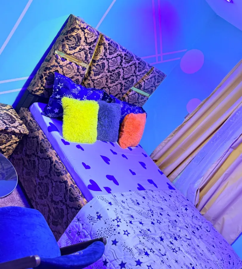 Chambre meublé situé au carrefour tkc