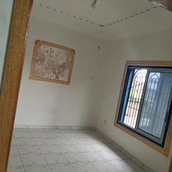 Appartement 2 chambres à louer à Bépanda