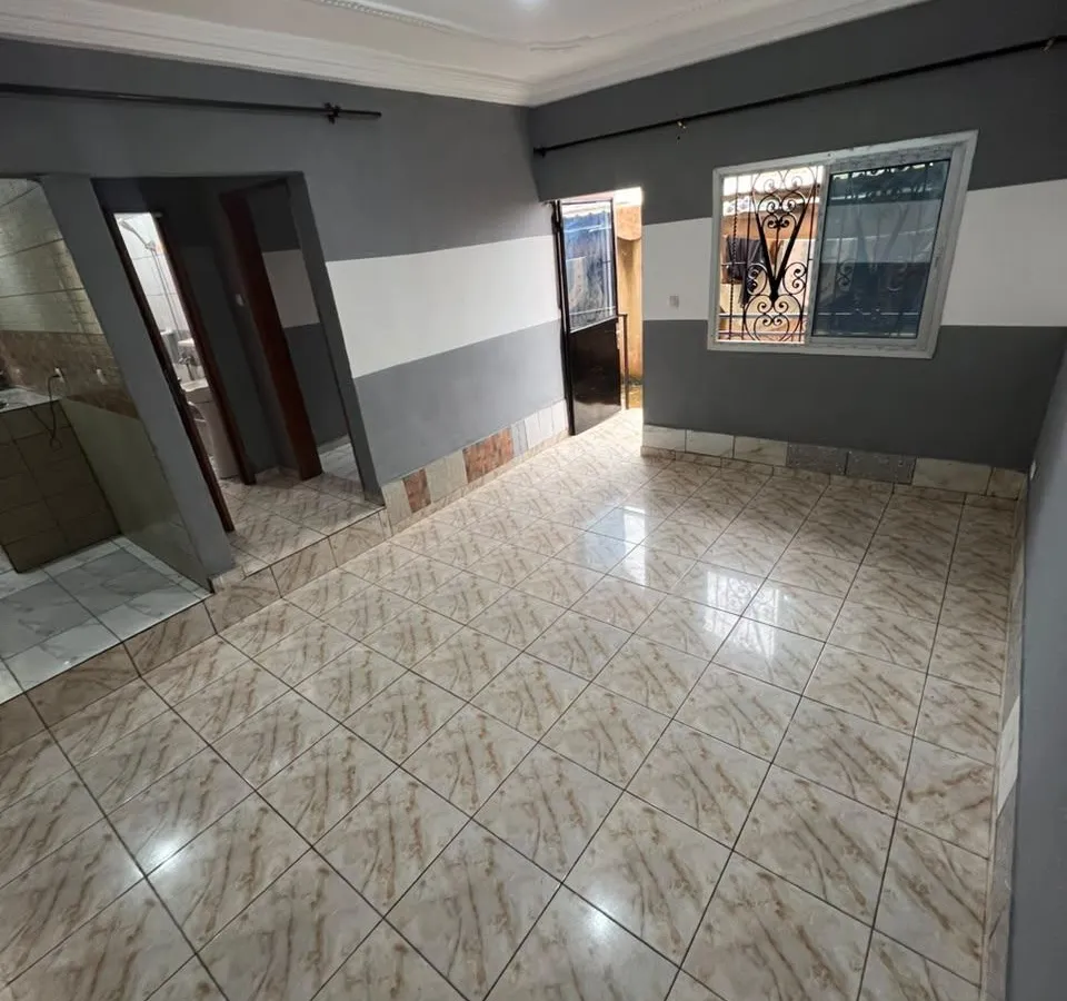Studio moderne à louer à Fougerolles