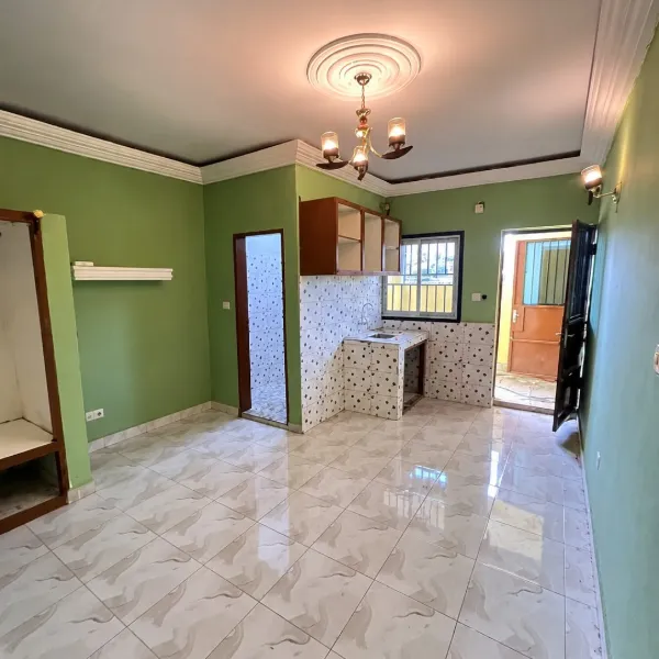 Chambre moderne à louer à Bonne Fontaine Emana