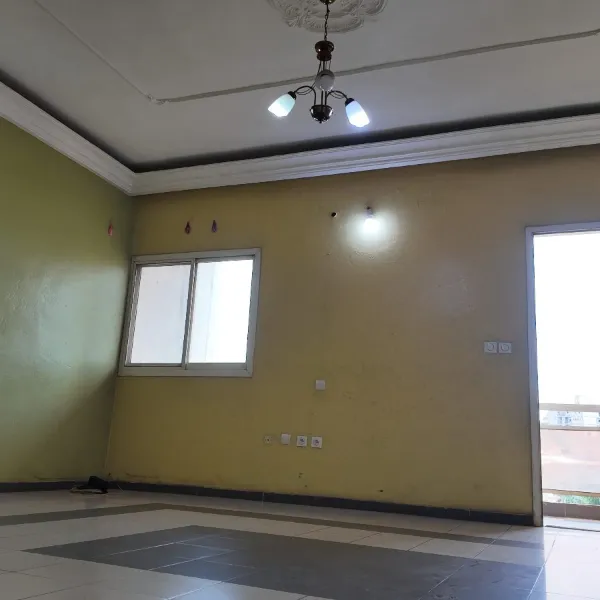 Appartement 2 chambres à louer à Nlongkak