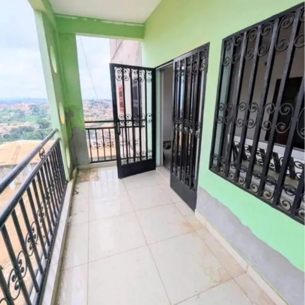 Appartement moderne à louer à Ngousso – Transformateur