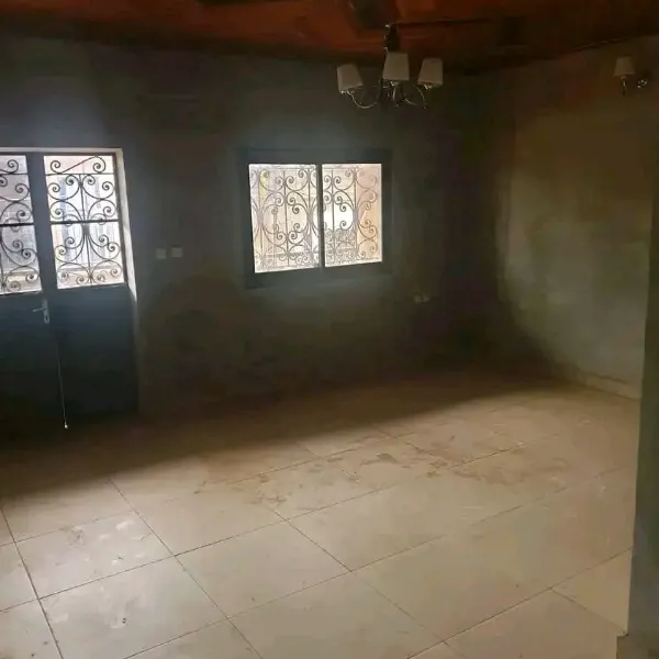 Appartement neuf 2 chambres à louer à Mimboman Chapelle