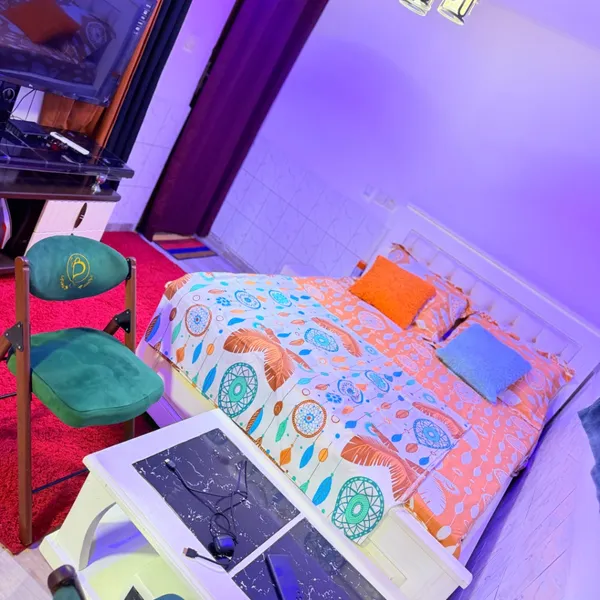 Chambre meublée à louer à Carrefour TKC