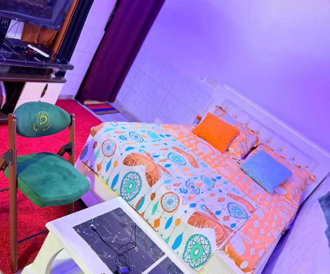Chambre meublée à louer à Carrefour TKC