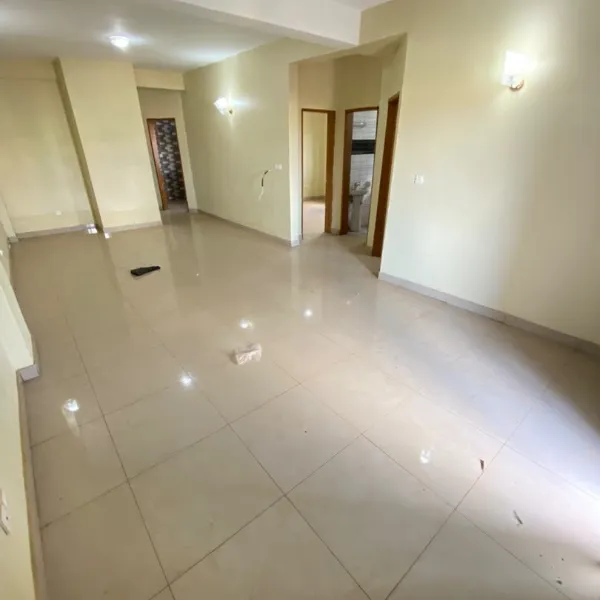 Appartement 2 chambres à louer à Etoug-Ebé