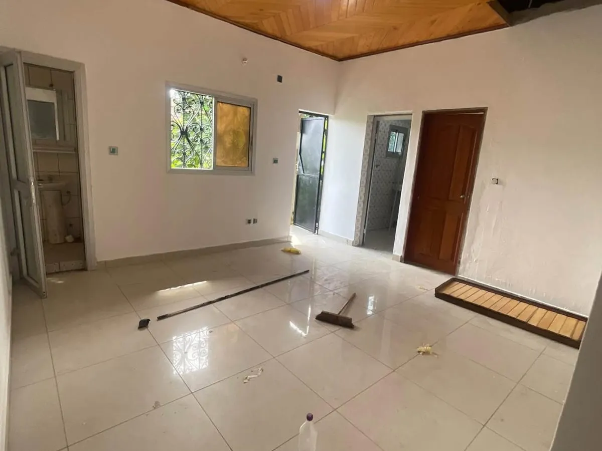 Studio moderne à louer à Nyalla Pariso